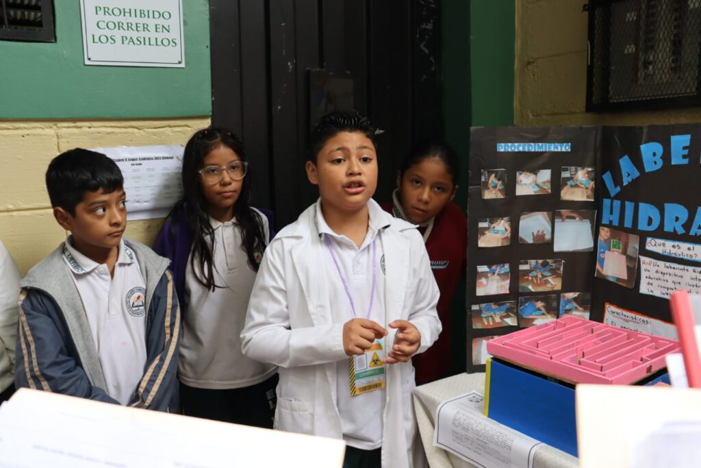 FERIA CIENTIFIACA 2024