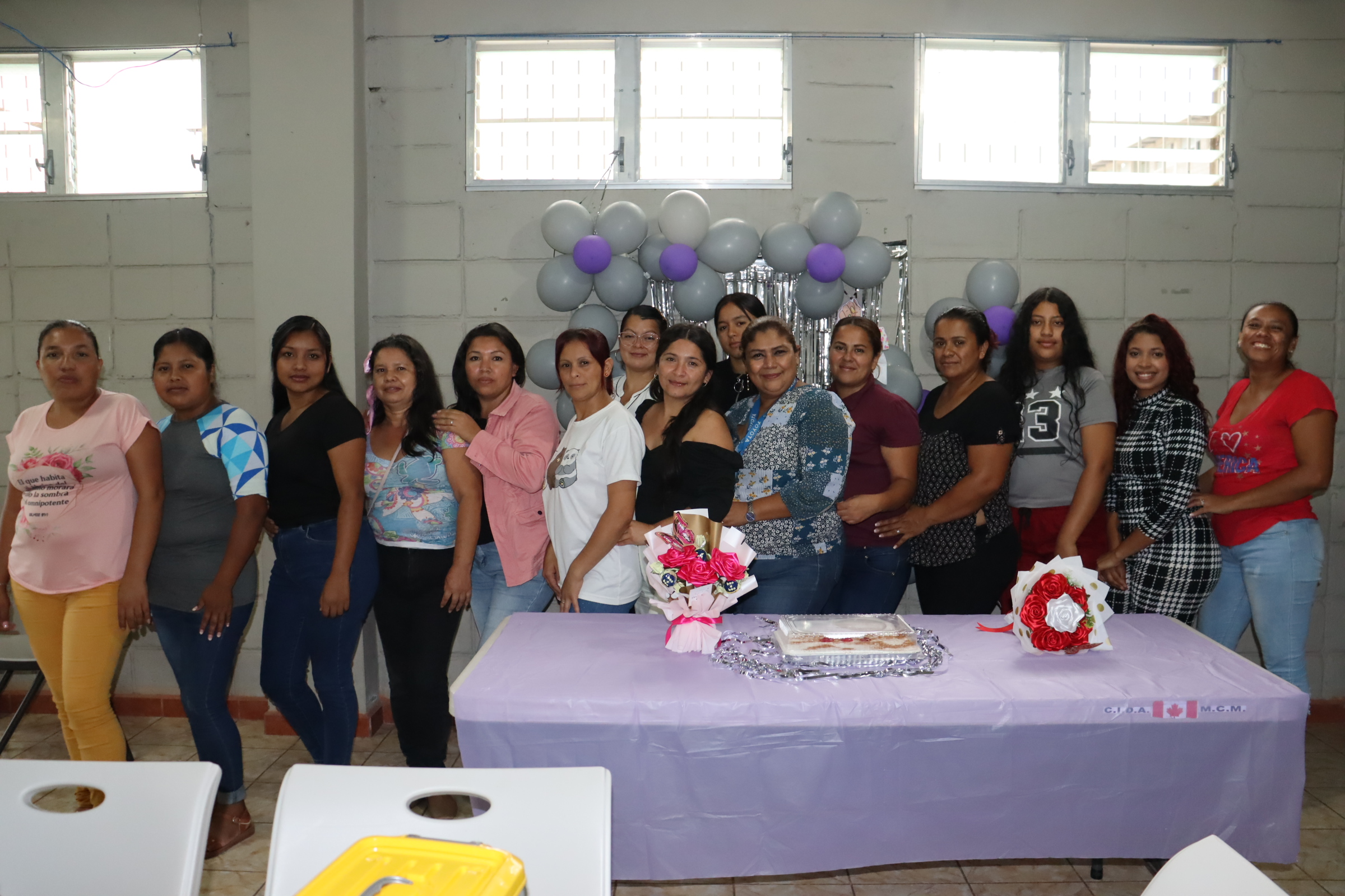 CLAUSURA UÑAS ACRILICAS